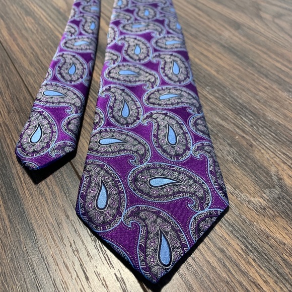 Silk tie - Picture 2 of 3